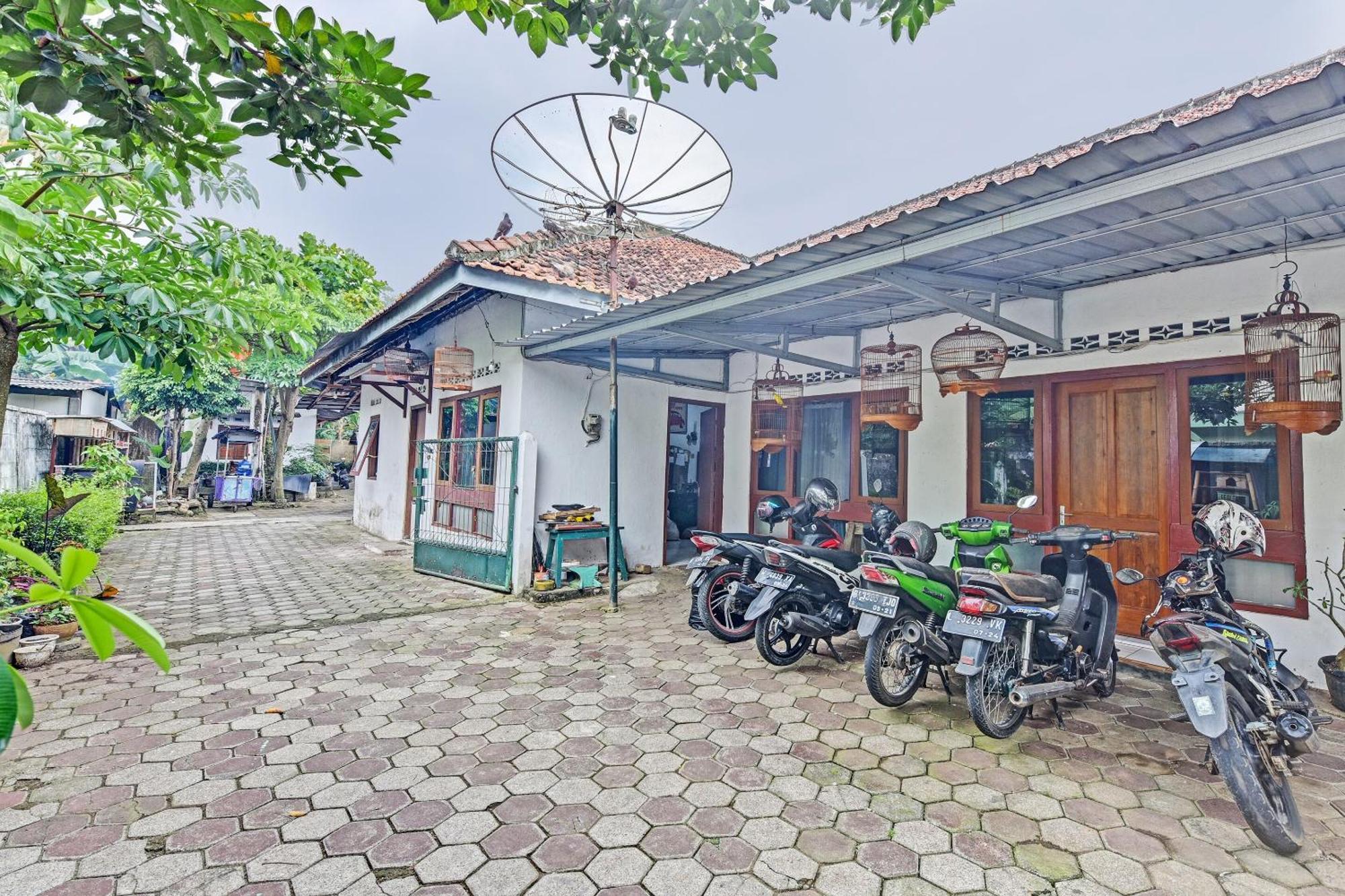 Spot On 91372 Wisma Bulin Purwokerto Exterior foto